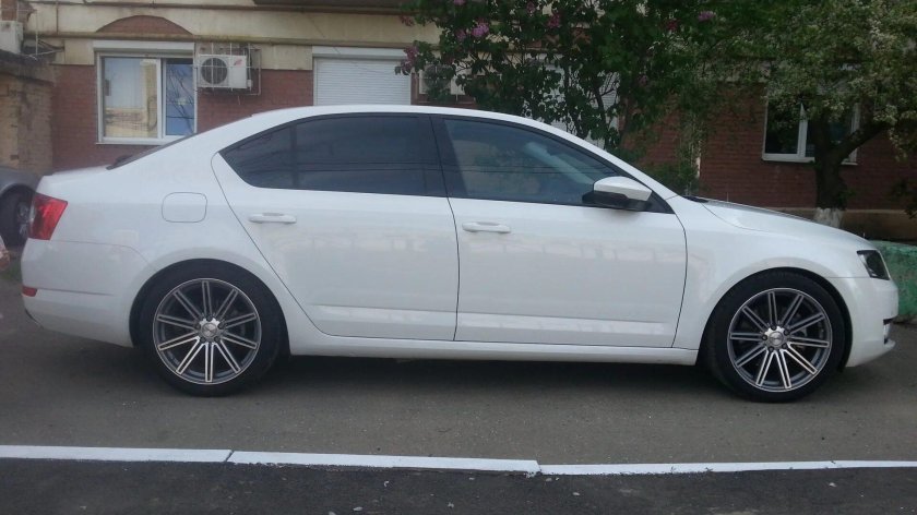 Шкода Октавия а7 r16