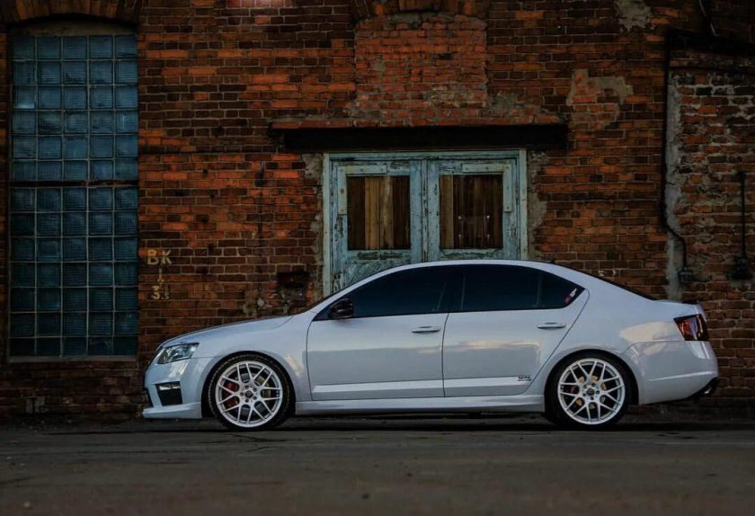 Skoda Octavia RS r18
