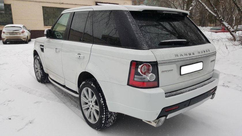 Range Rover Sport 2010 белый
