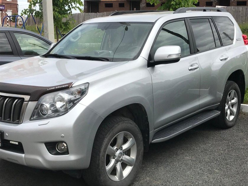 Тойота ленд Крузер Прадо 150 2011 года