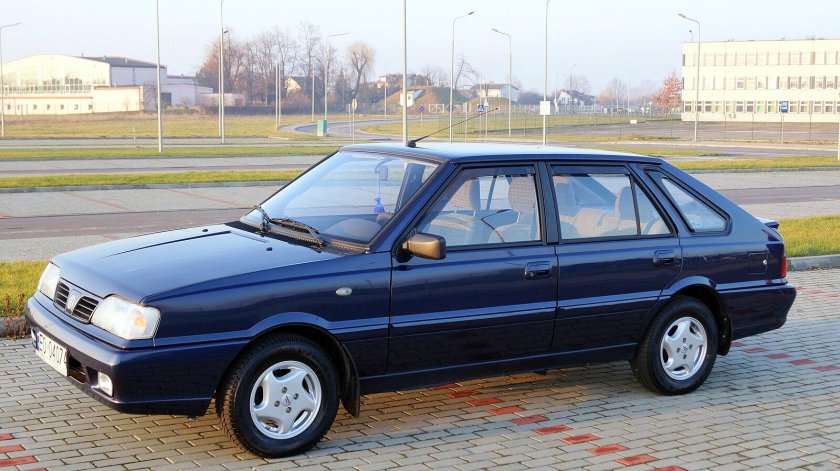FSO Polonez седан