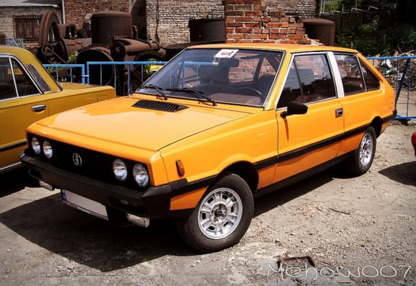Автомобиль FSO Polonez
