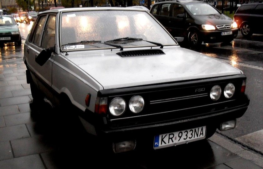 Polonez 1500 фары