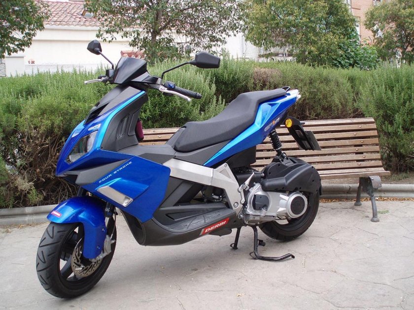 Скутер дерби 250