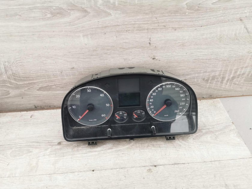 Приборная панель volkswagen caddy