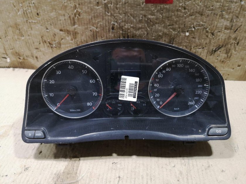 Спидометр Фольксваген Джетта