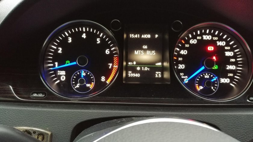 Пассат СС приборная панель