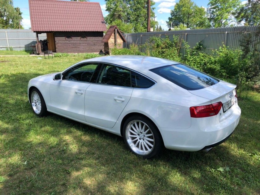Audi a5 лифтбек