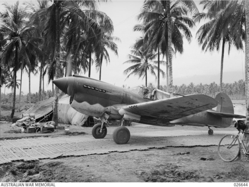 P-40 Tomahawk