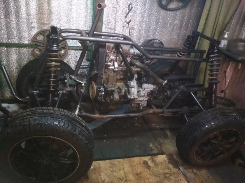 Квадрик с двигателем Ока