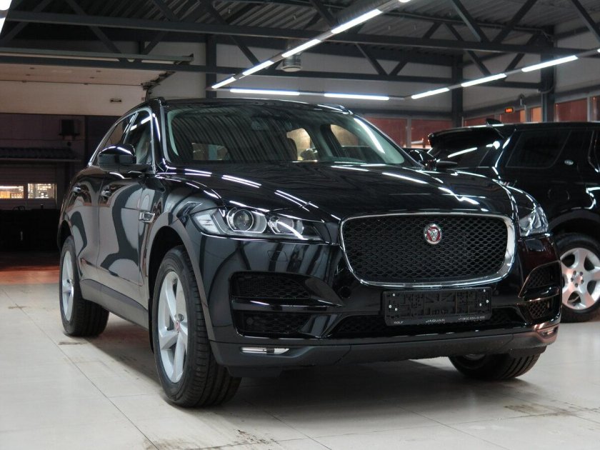 Ягуар машина джип