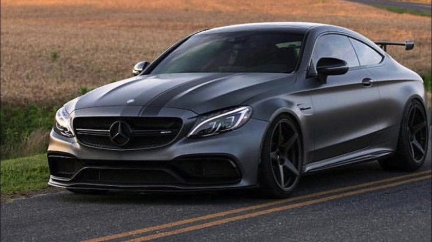 Mercedes Benz c63s AMG