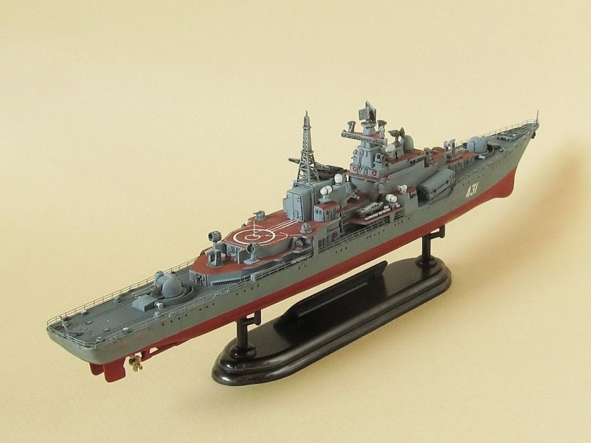 Сборная модель 9054 миноносец современный звезда