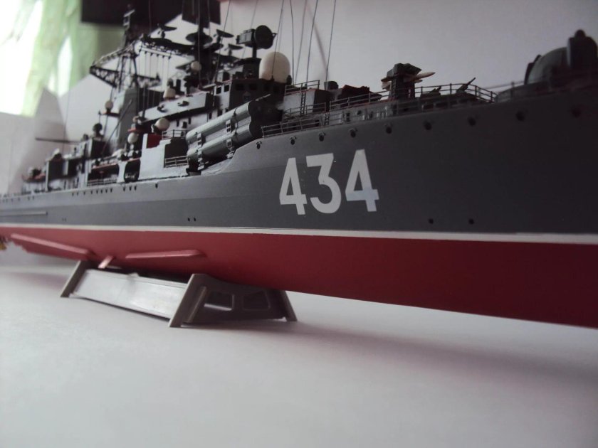 Эсминец Сарыч 956