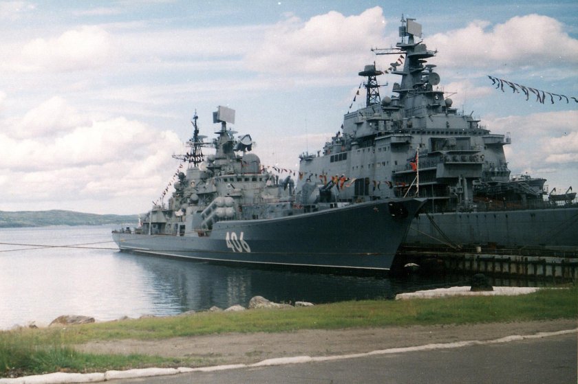 Эскадренный миноносец Адмирал Ушаков