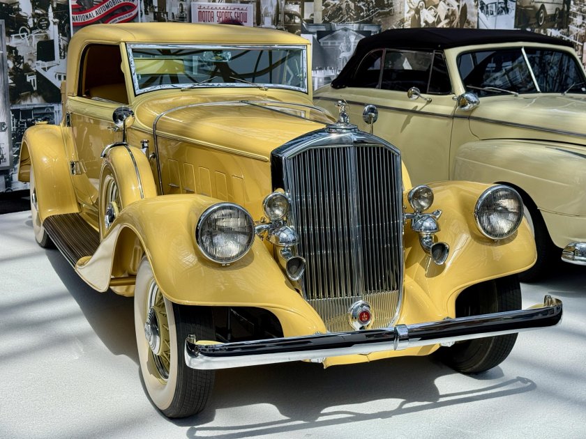 Pierce arrow motor car company