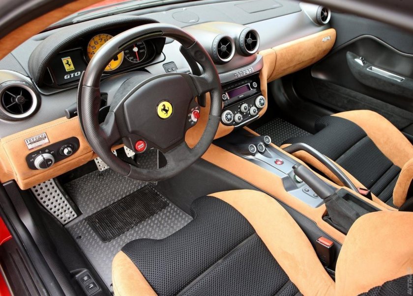 Ferrari 599 GTO Interior