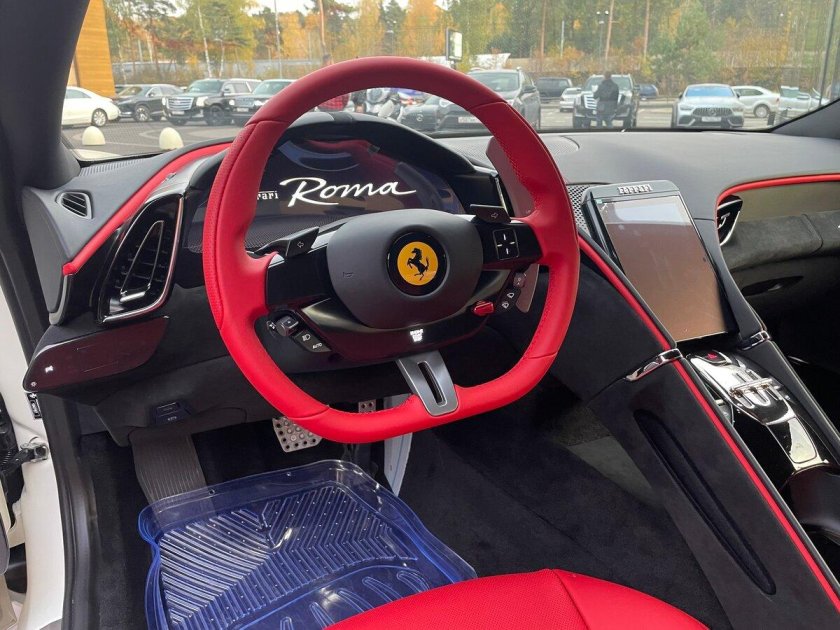 Ferrari ROMA 2021