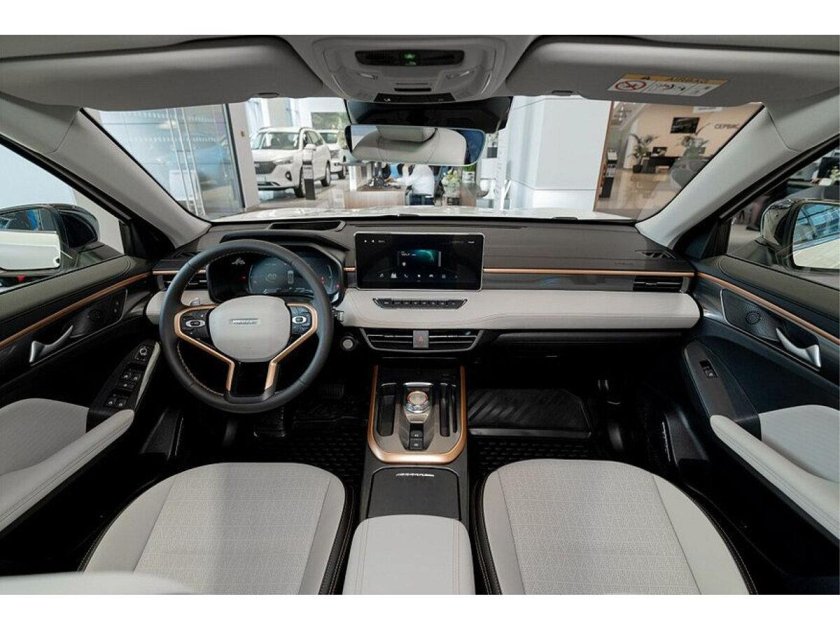Haval jolion белый салон