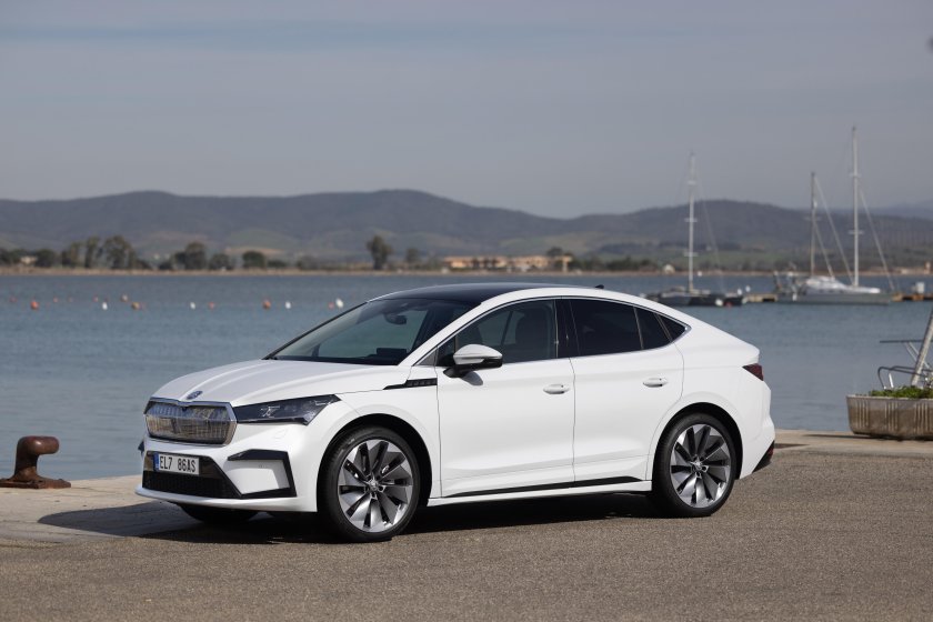 Шкода ENYAQ 2022