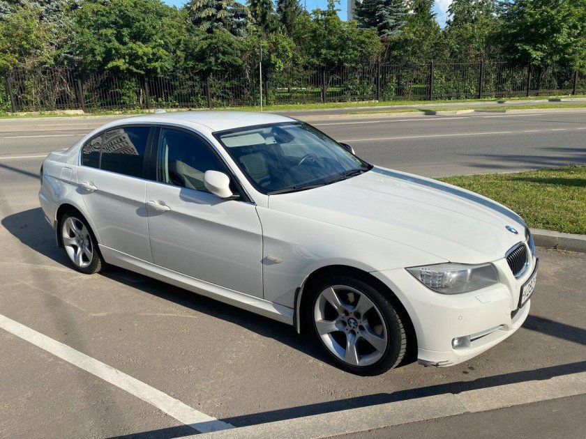 BMW 3 2011
