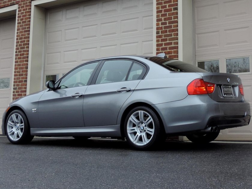 BMW 3 2011