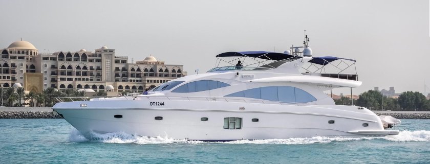 Аренда яхты в дубае