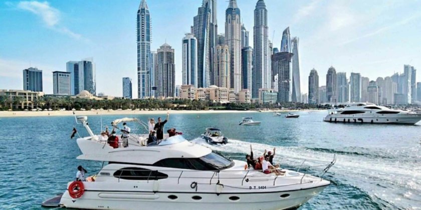 Дубай марина яхты