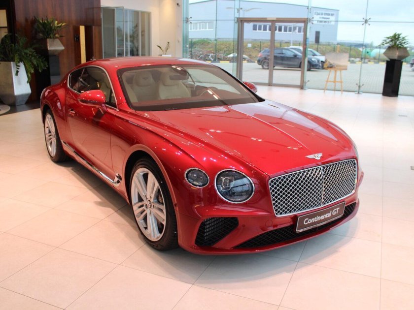 Бентли Континенталь gt красная