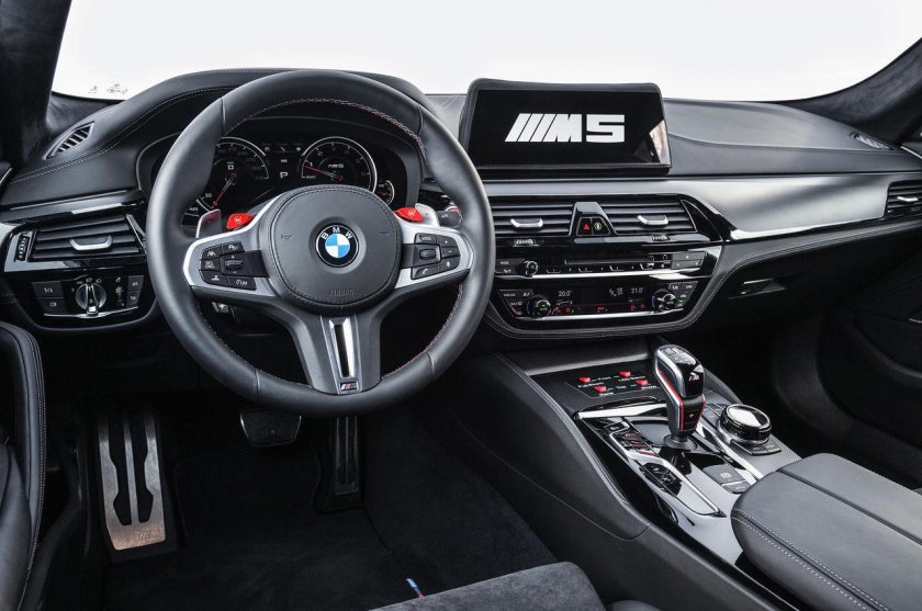 BMW m5 f90 салон