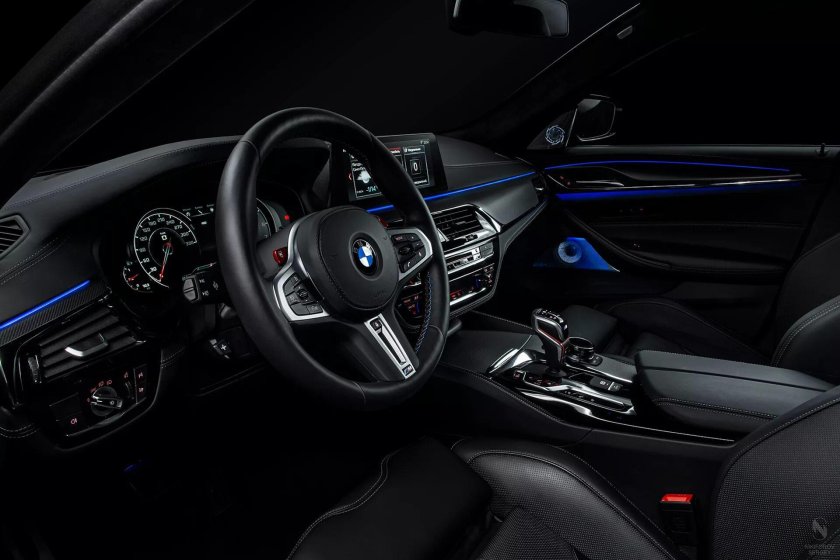 BMW m5 f90 салон