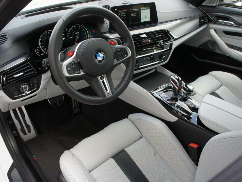 BMW m5 f90 белый салон