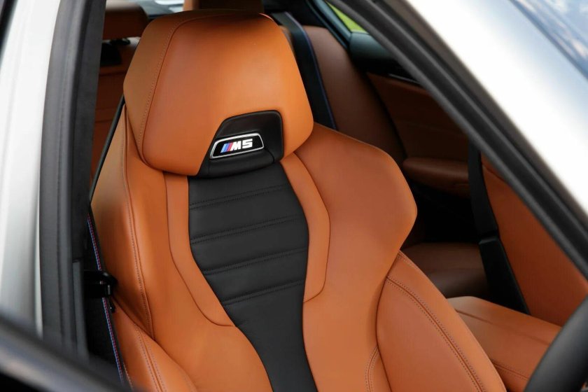 BMW f90 сиденья