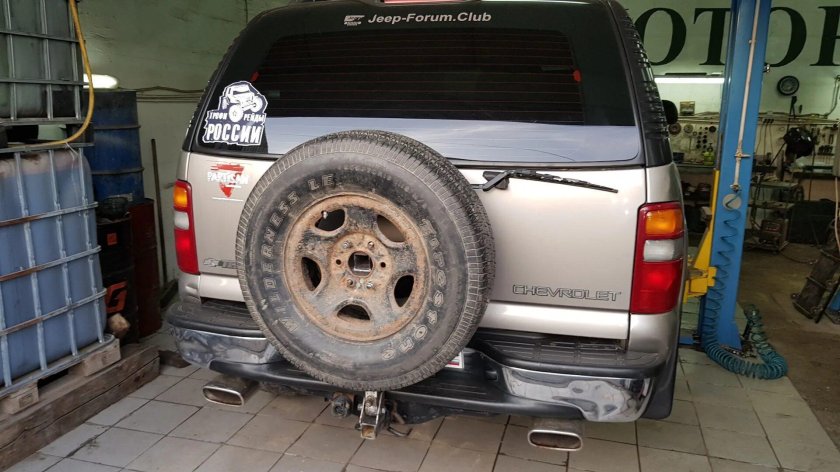 Фаркоп Шевроле Тахо 840