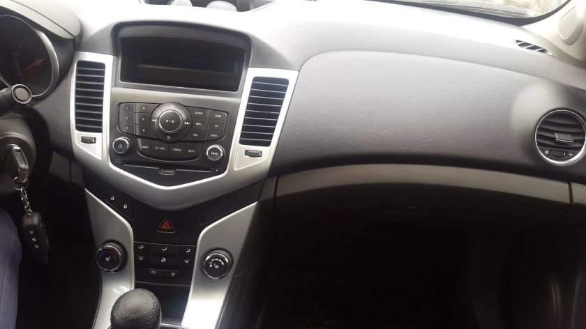 Торпеда Шевроле Круз 2011