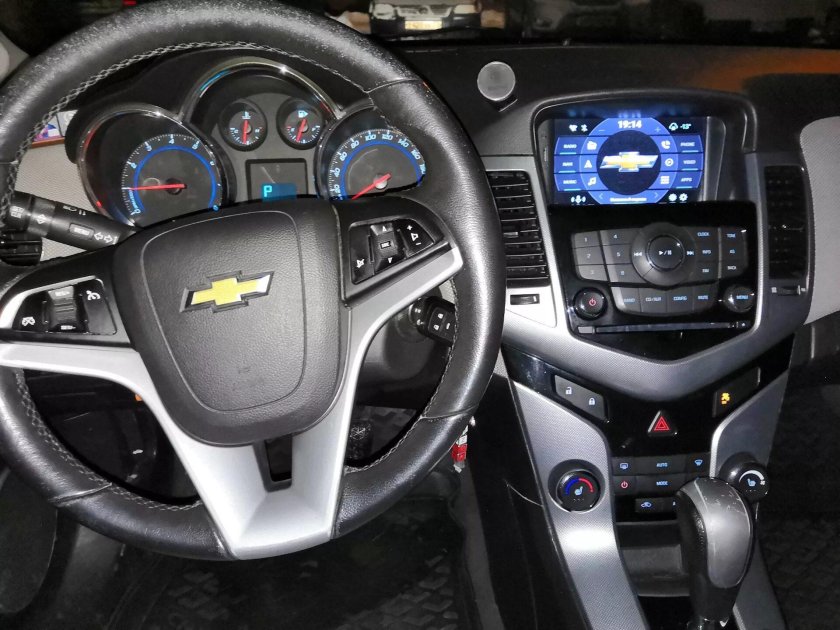 Торпеда Шевроле Круз 2012