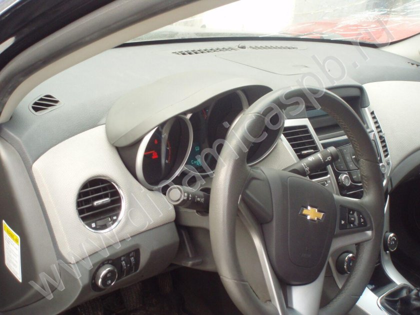 Торпеда Шевроле Круз 2012