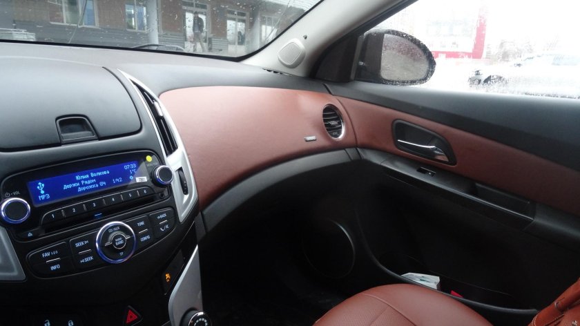 Перетяжка торпеды Шевроле Круз