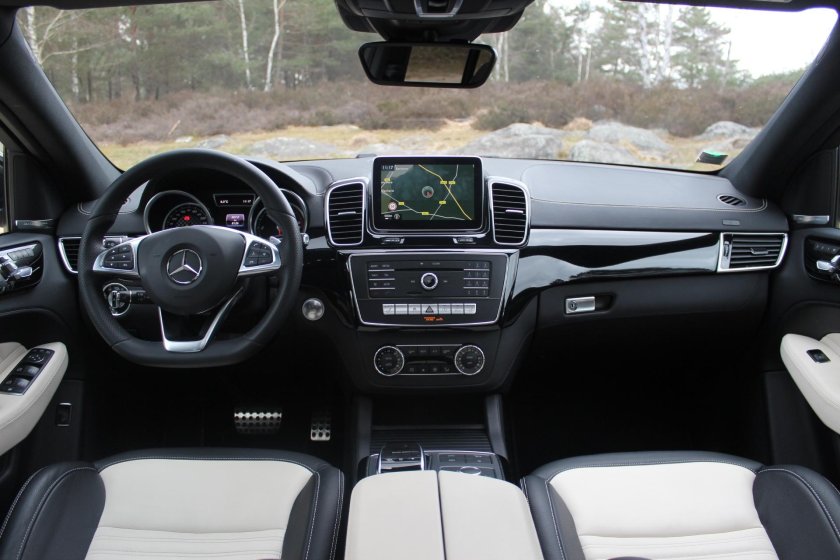 Мерседес GLE 2023 салон
