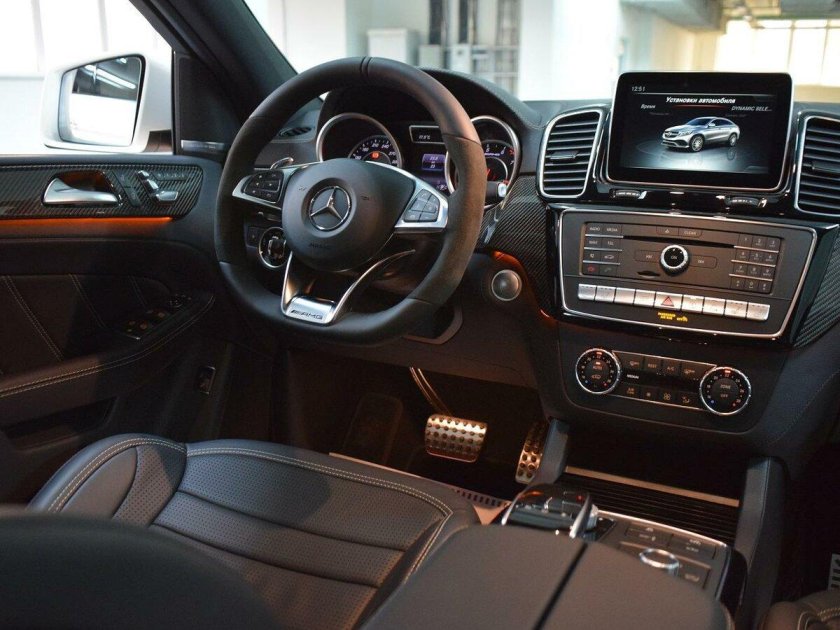 Mercedes gl 63 AMG Coupe салон