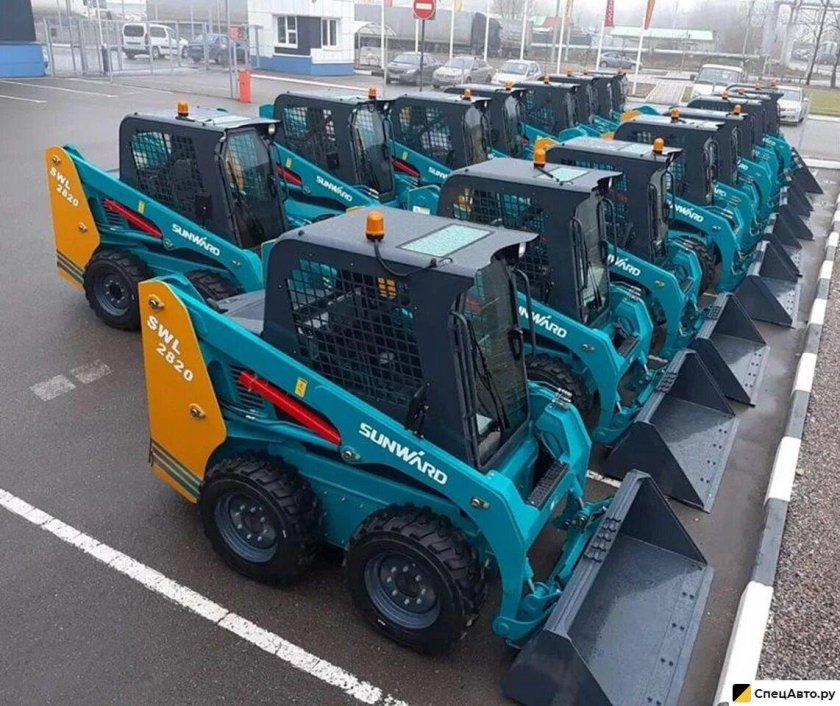 Мини-погрузчик Sunward swl2820