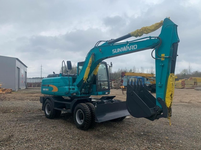 Sunward swe335 экскаватор