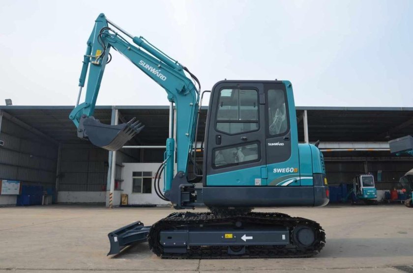 Мини-экскаватор Sunward SWE 35 UF