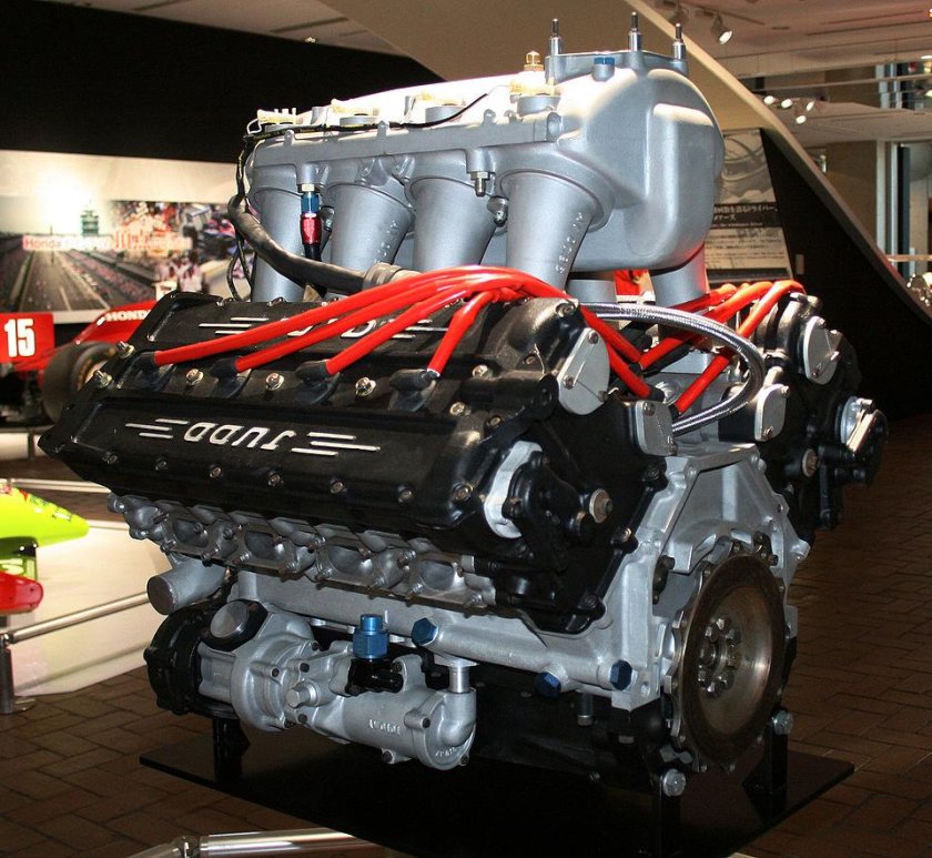 Honda v10 engine