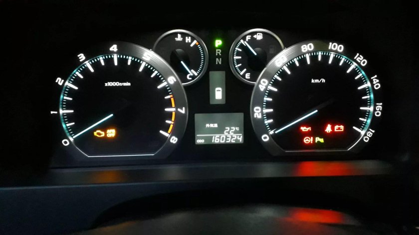 Щиток приборов Тойота альфард 2005