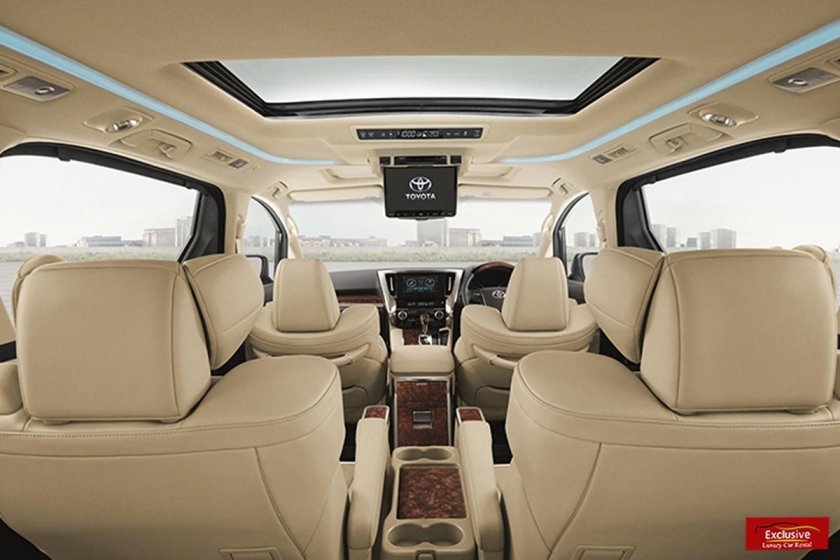 Тойота альфард 2022 салон