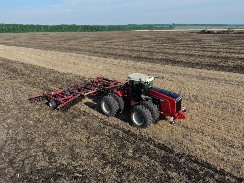 Трактор Ростсельмаш 2375