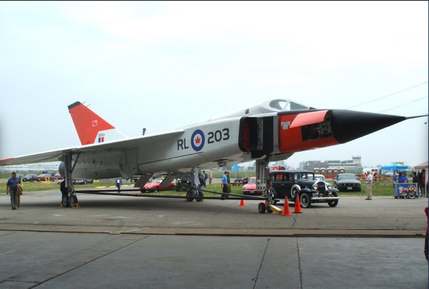 Avro CF-105 «arrow»