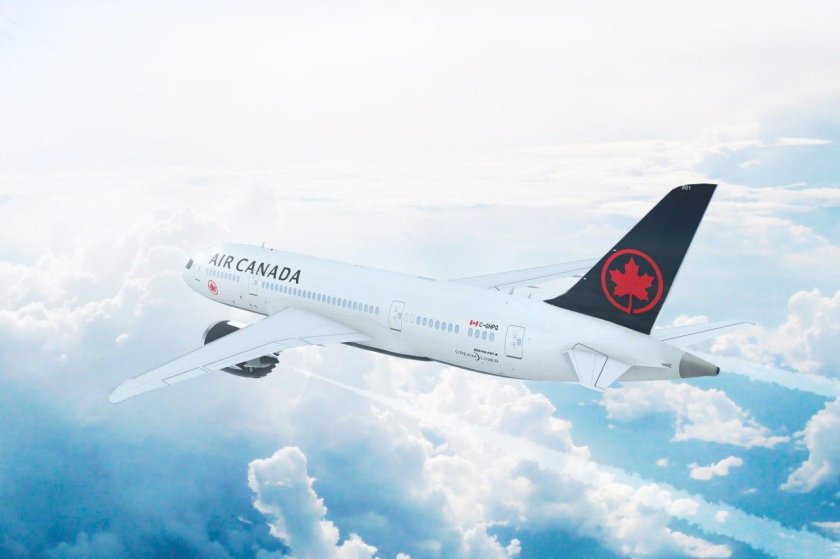 Самолет Air Canada