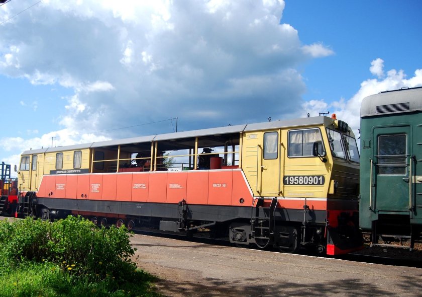 ДСП-с4 Путевая машина